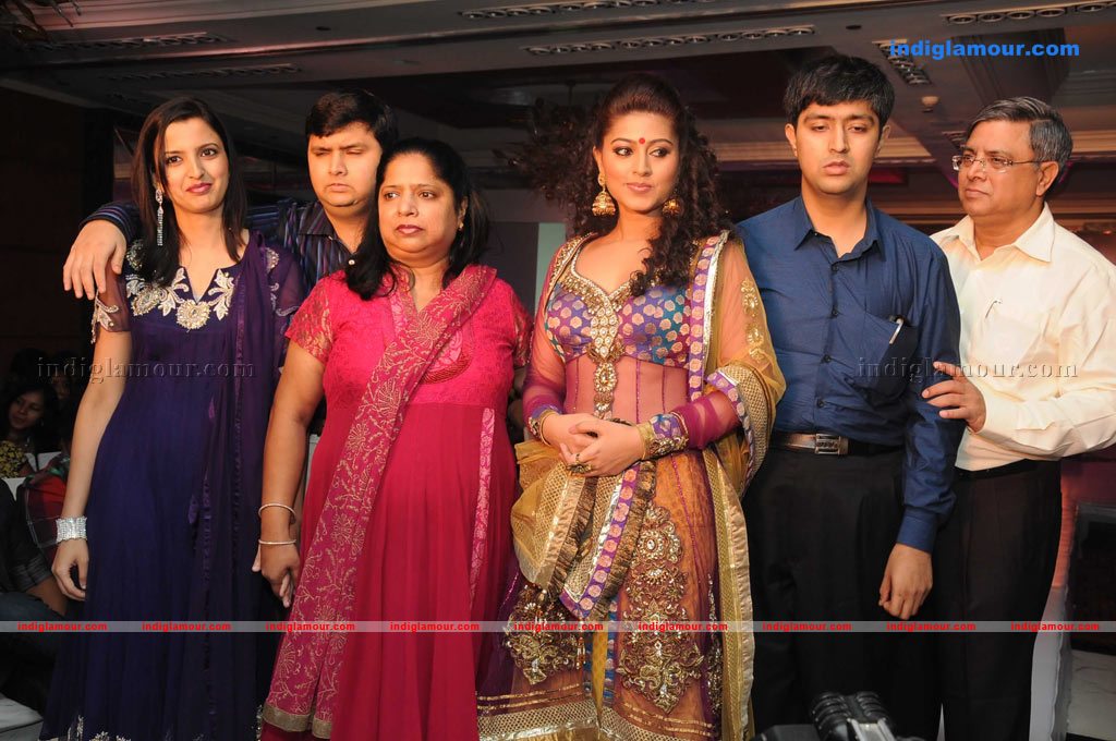 JASHN 2011 Fashion Show Photos Event hd photo