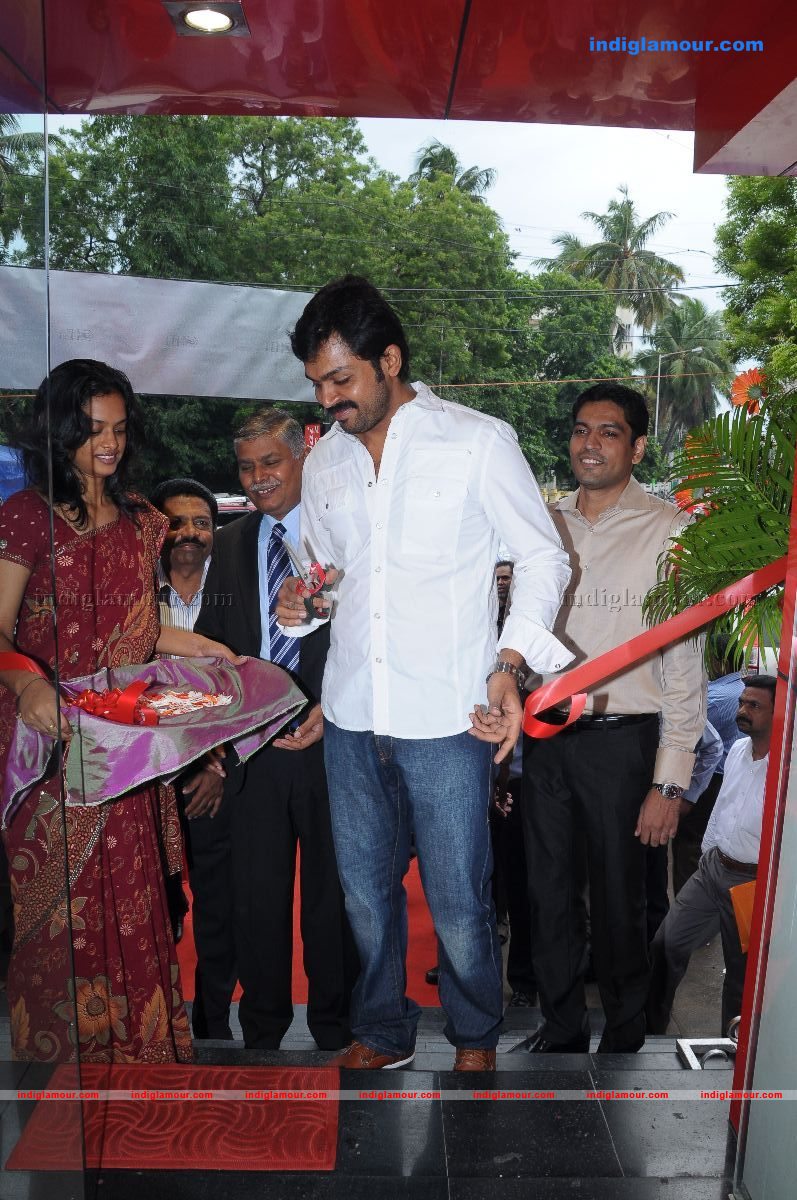 Karthi Inagurates Batcha Bai Meat Store Event hd photo