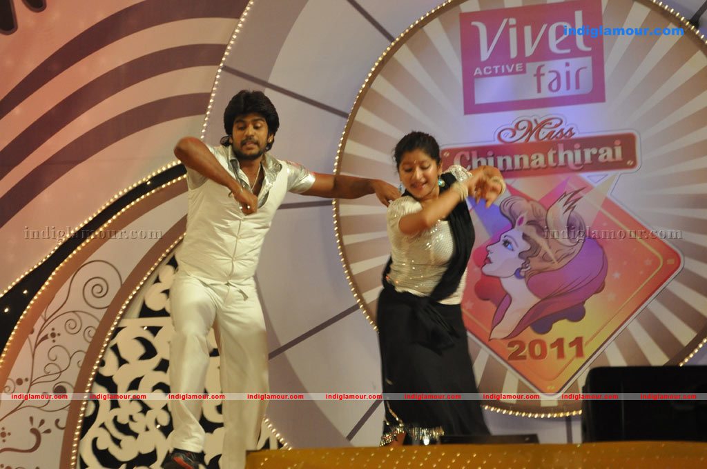 Miss Chinnathirai 2011 photos Event hd photo