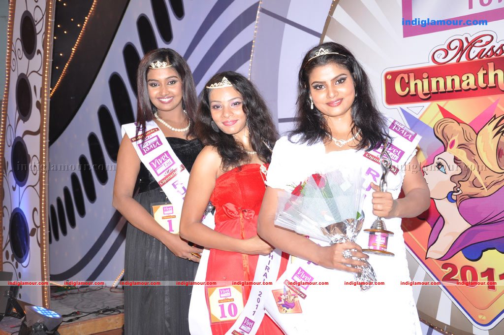 Miss Chinnathirai 2011 photos Event hd photo