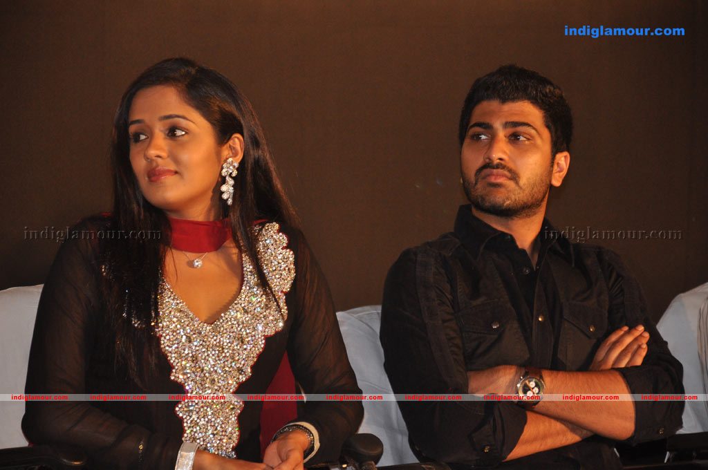Engeyum Eppodhum Audio Launch Photos Event hd photo