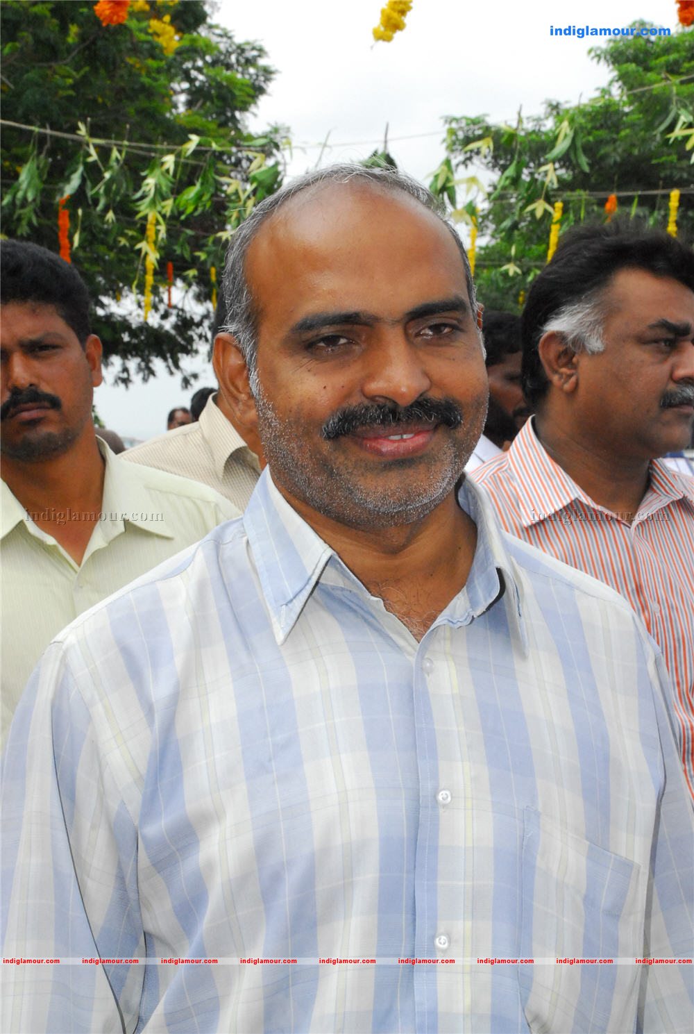 Tea Samosa Biscuit Movie Opening Event hd photo
