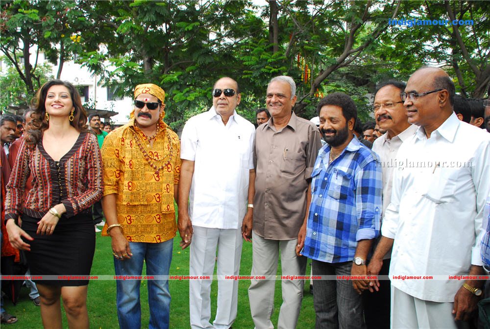 Tea Samosa Biscuit Movie Opening Event hd photo