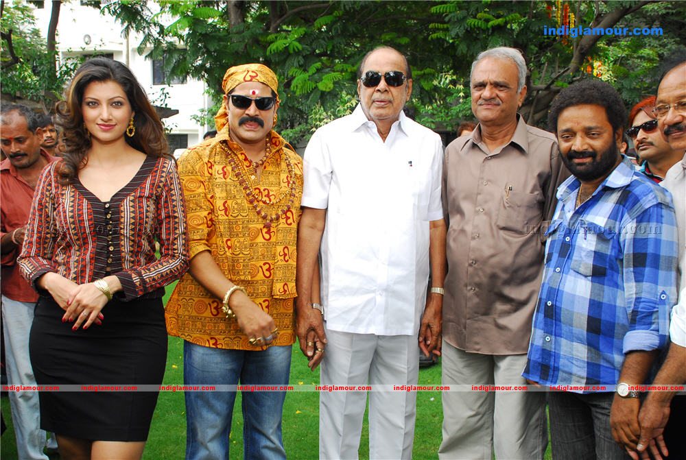 Tea Samosa Biscuit Movie Opening Event hd photo