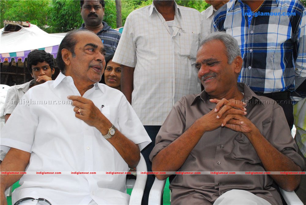 Tea Samosa Biscuit Movie Opening Event hd photo