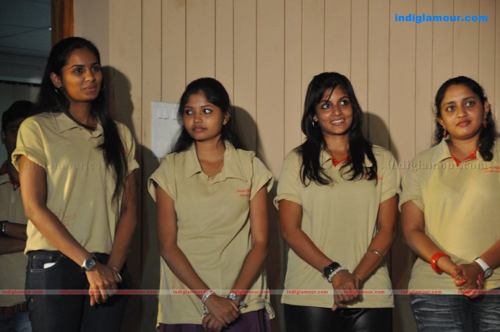 Konjam Koffee Konjam Kaadhal movie Pressmeet Event hd photo