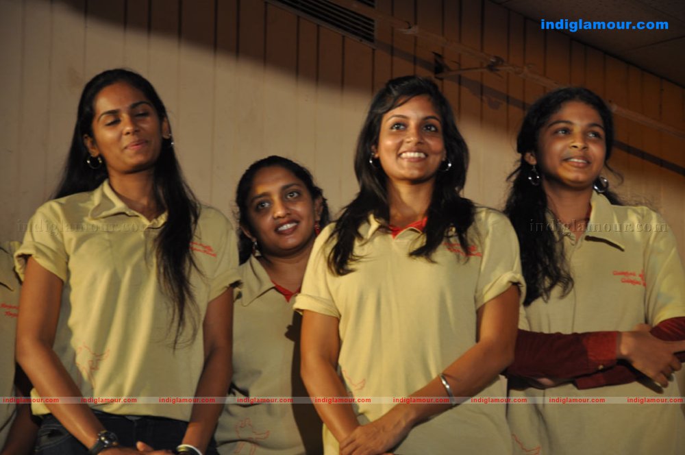 Konjam Koffee Konjam Kaadhal movie Pressmeet Event hd photo