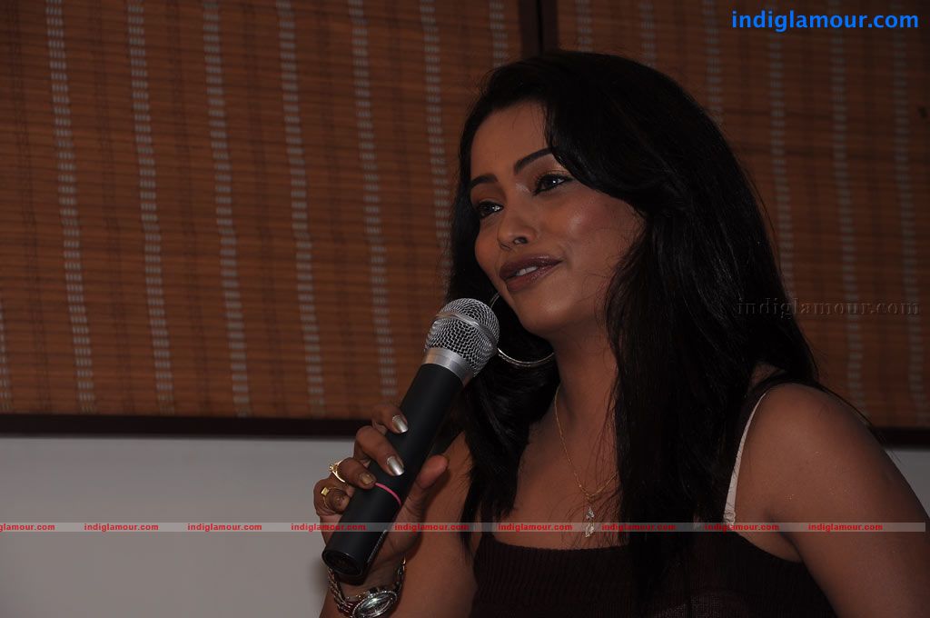 Aduthaduthu Press Meet Event hd photo