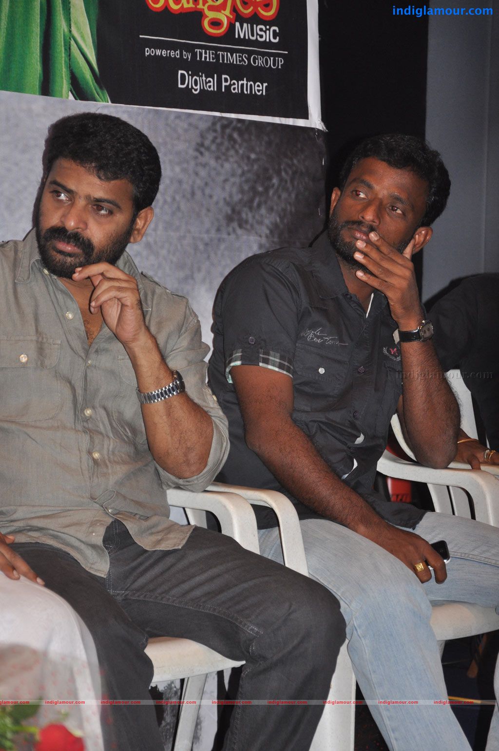 Otthaveedu Audio Launch Event hd photo