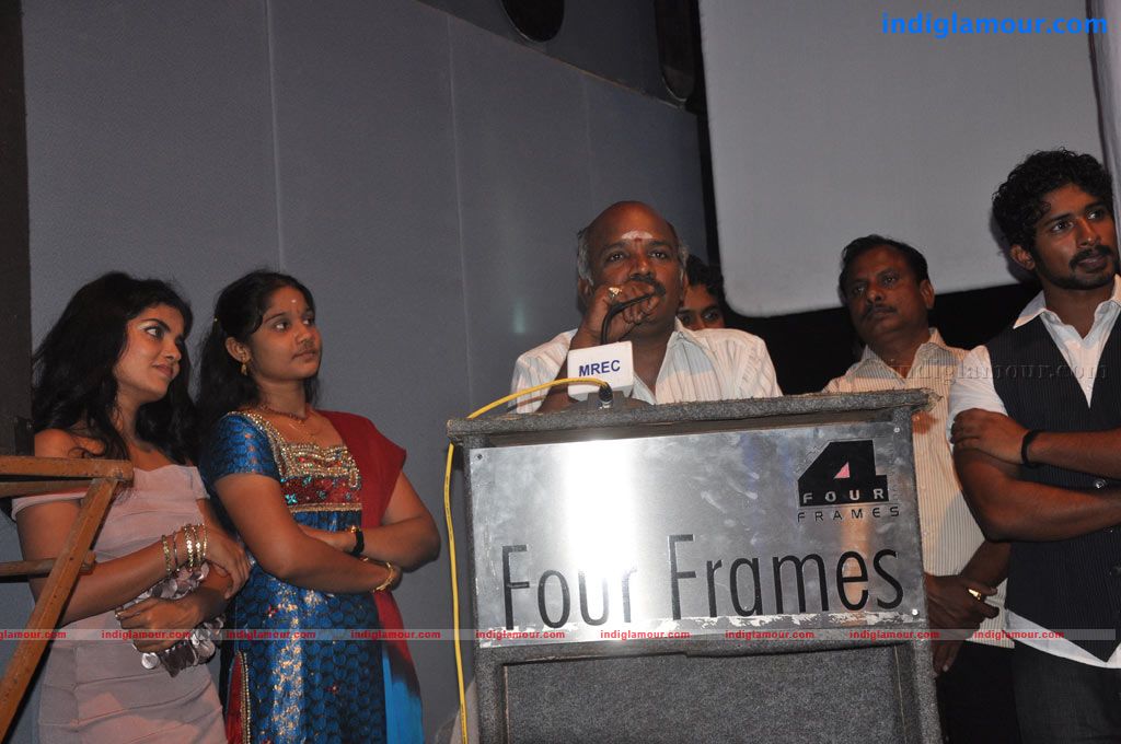 Otthaveedu Audio Launch Event hd photo