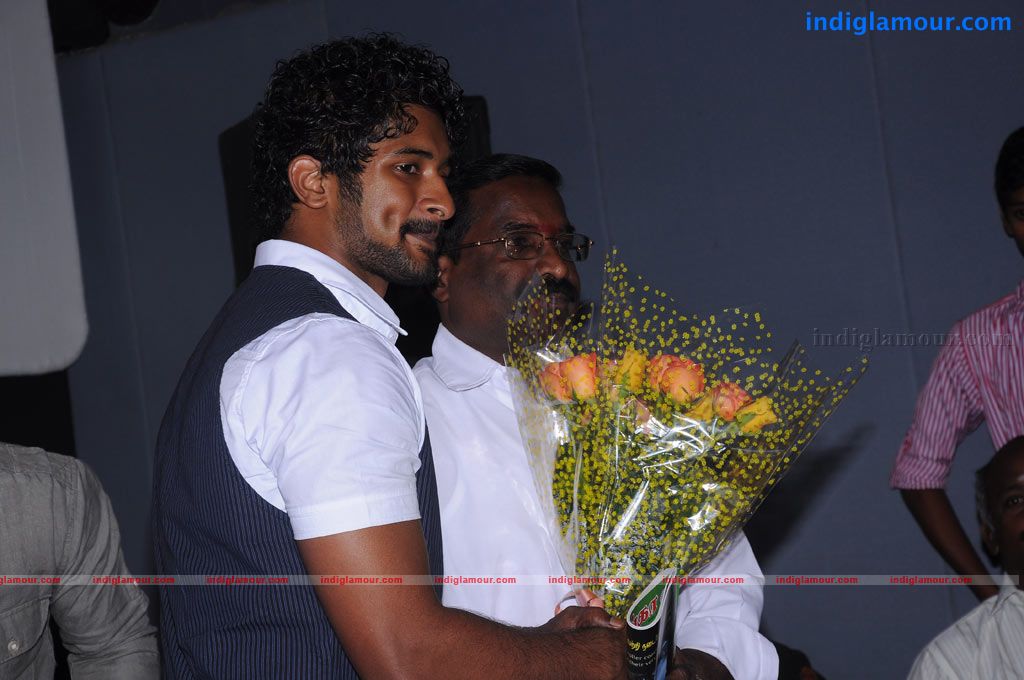 Otthaveedu Audio Launch Event hd photo