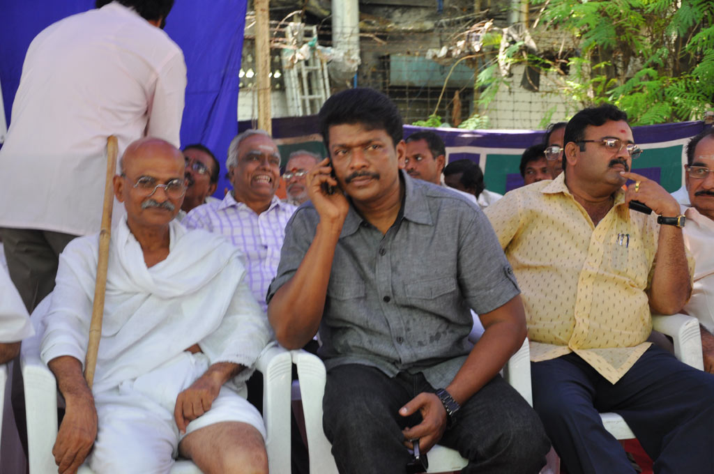 Kollywood Fasting in Support of Anna Hazare Event hd photo