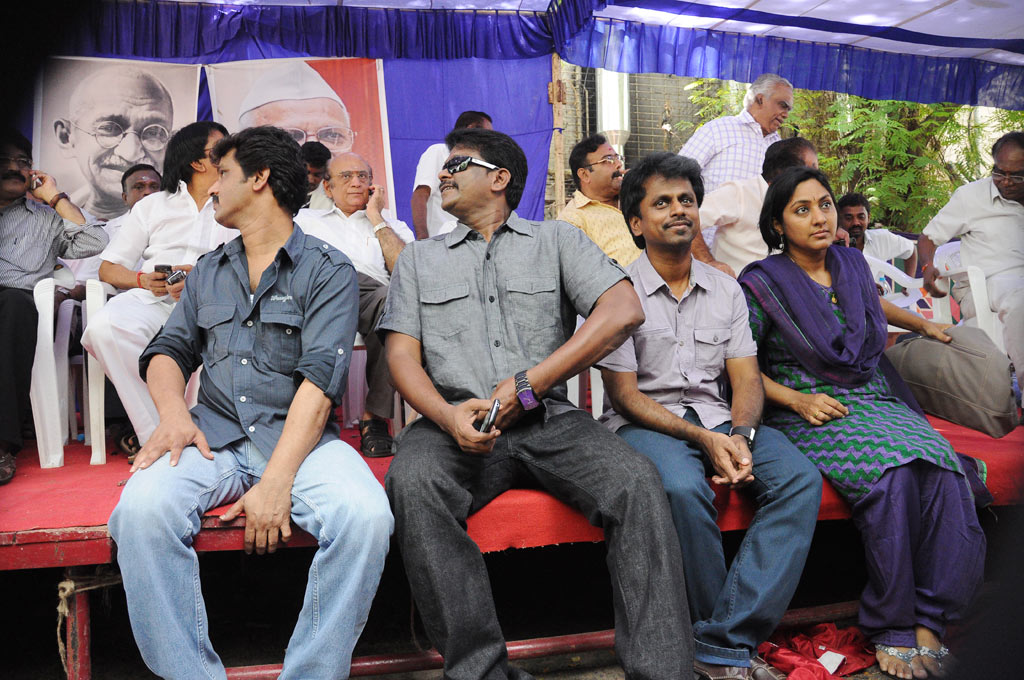 Kollywood Fasting in Support of Anna Hazare Event hd photo