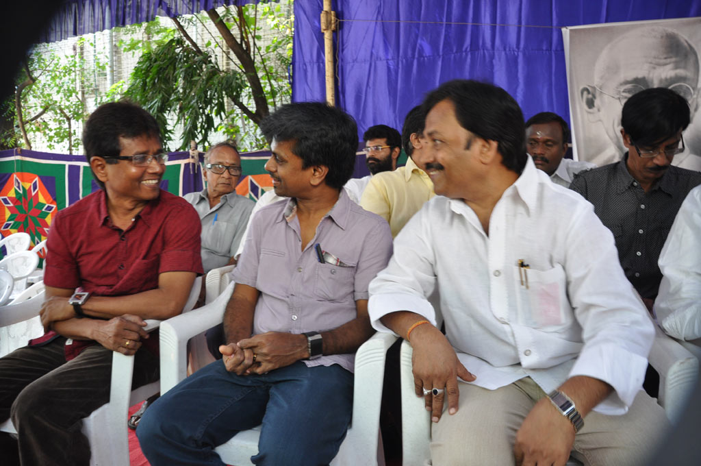Kollywood Fasting in Support of Anna Hazare Event hd photo