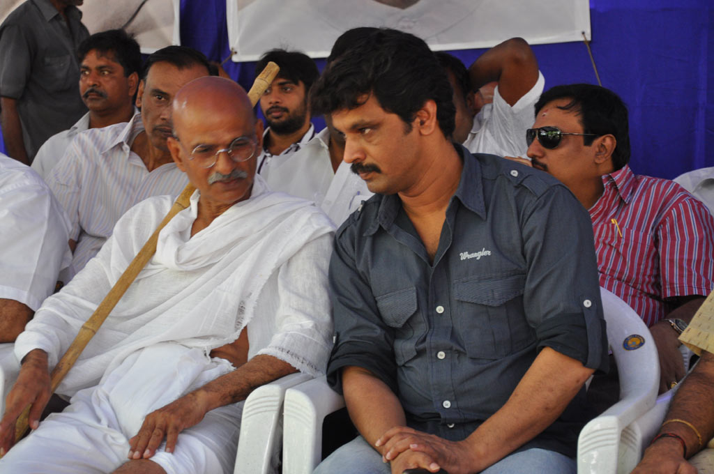Kollywood Fasting in Support of Anna Hazare Event hd photo