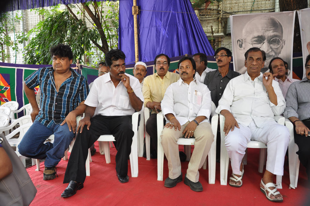 Kollywood Fasting in Support of Anna Hazare Event hd photo