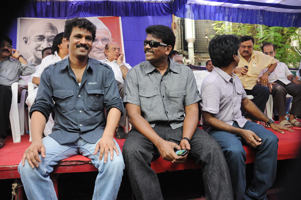 Kollywood Fasting in Support of Anna Hazare Event hd photo