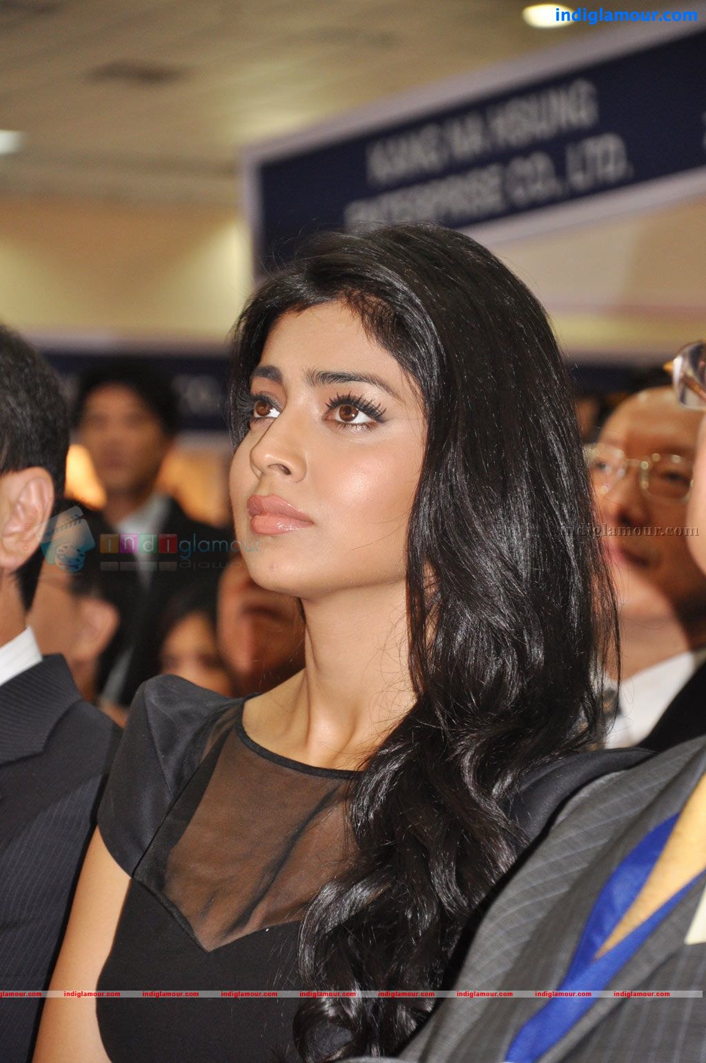 Shriya at EMMA Expo India 2011 Opening Ceremony Event hd photo