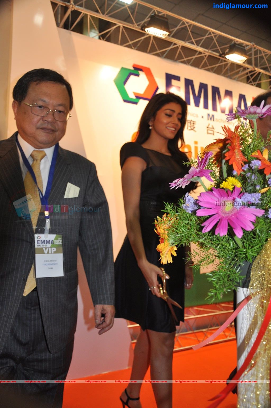 Shriya at EMMA Expo India 2011 Opening Ceremony Event hd photo