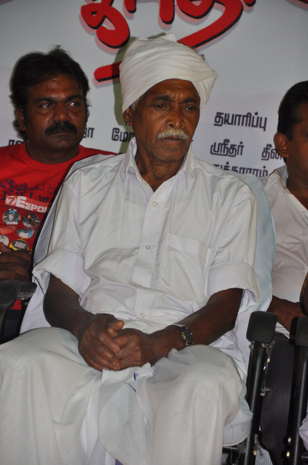 Kadhalai Kadhalikkiren Audio Launch Event hd photo