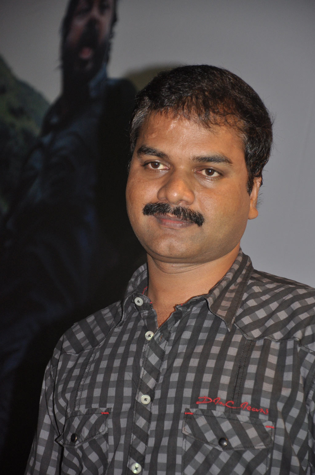 Kadhalai Kadhalikkiren Audio Launch Event hd photo