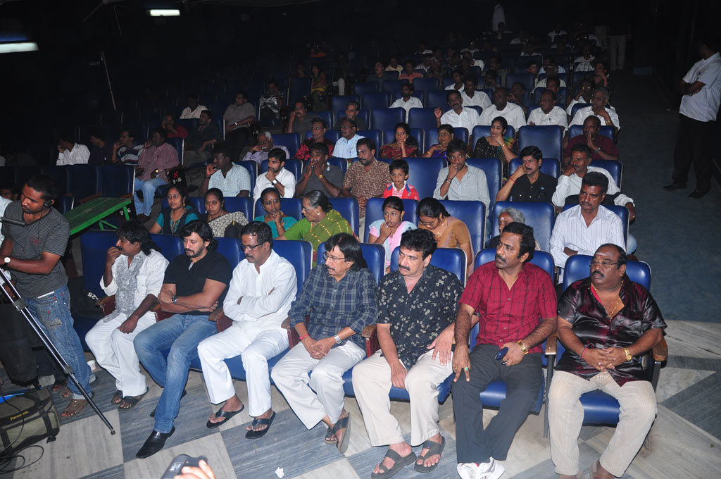 PRO Glamour Krishnamurthy's Ninaivu Anjali Event hd photo