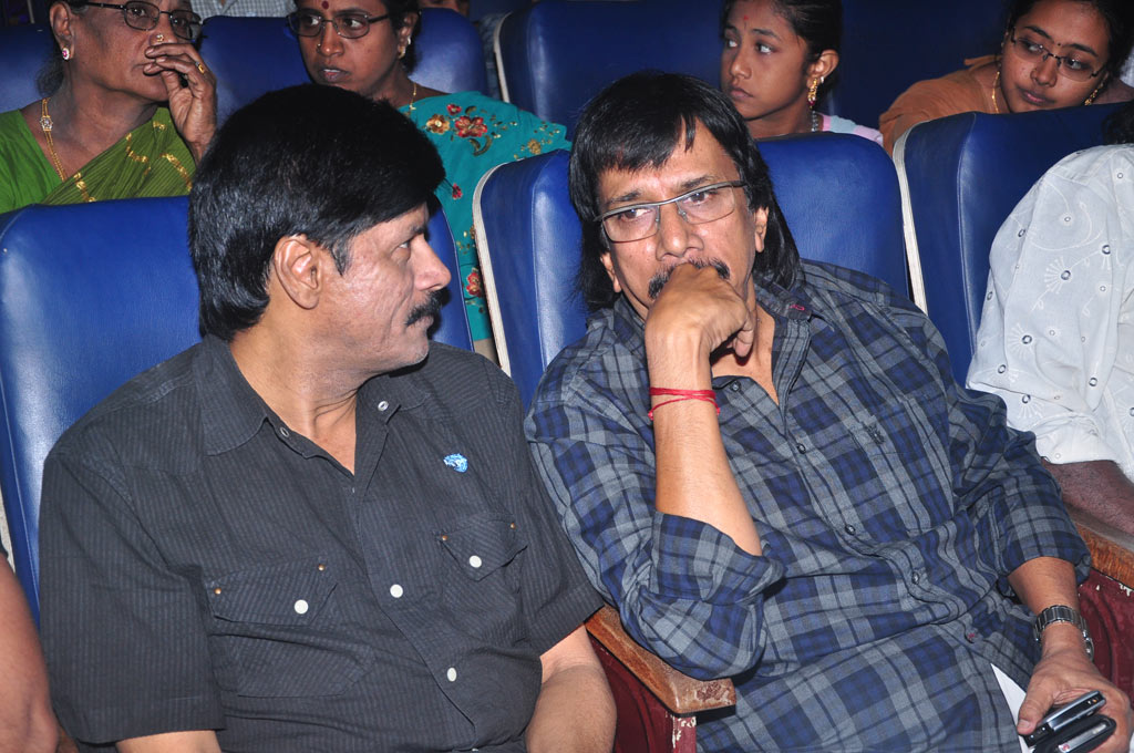 PRO Glamour Krishnamurthy's Ninaivu Anjali Event hd photo