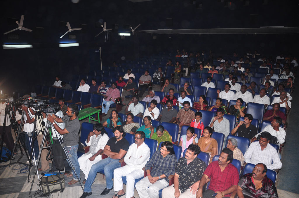 PRO Glamour Krishnamurthy's Ninaivu Anjali Event hd photo