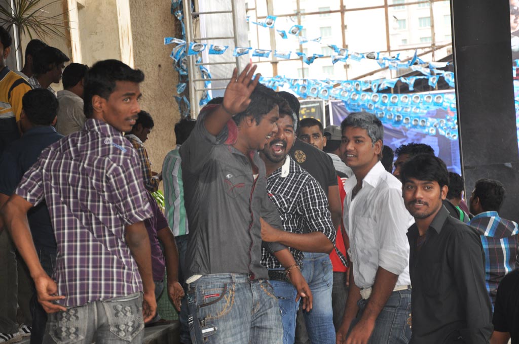 Fans Celebrate Mankatha Release Event hd photo