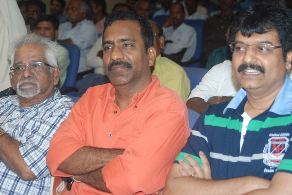 Seenu Ramasamy's Kaatral Nadanthen Book Launch Event hd photo