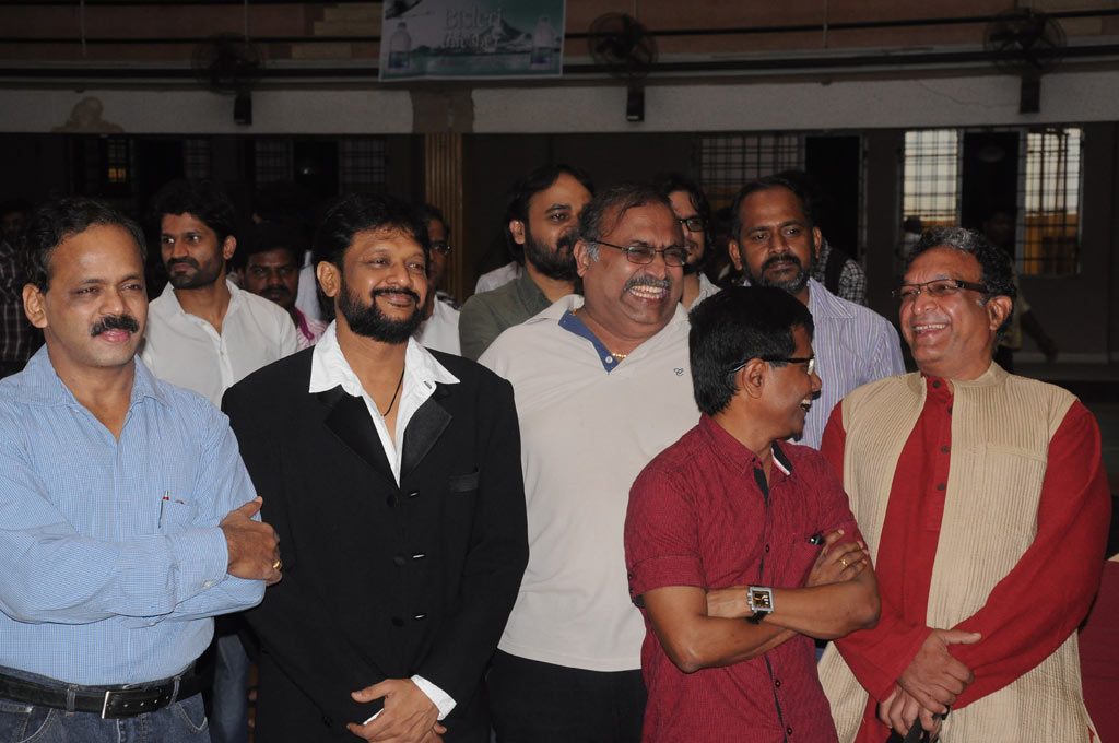 Mugamoodi Movie Launch Event hd photo