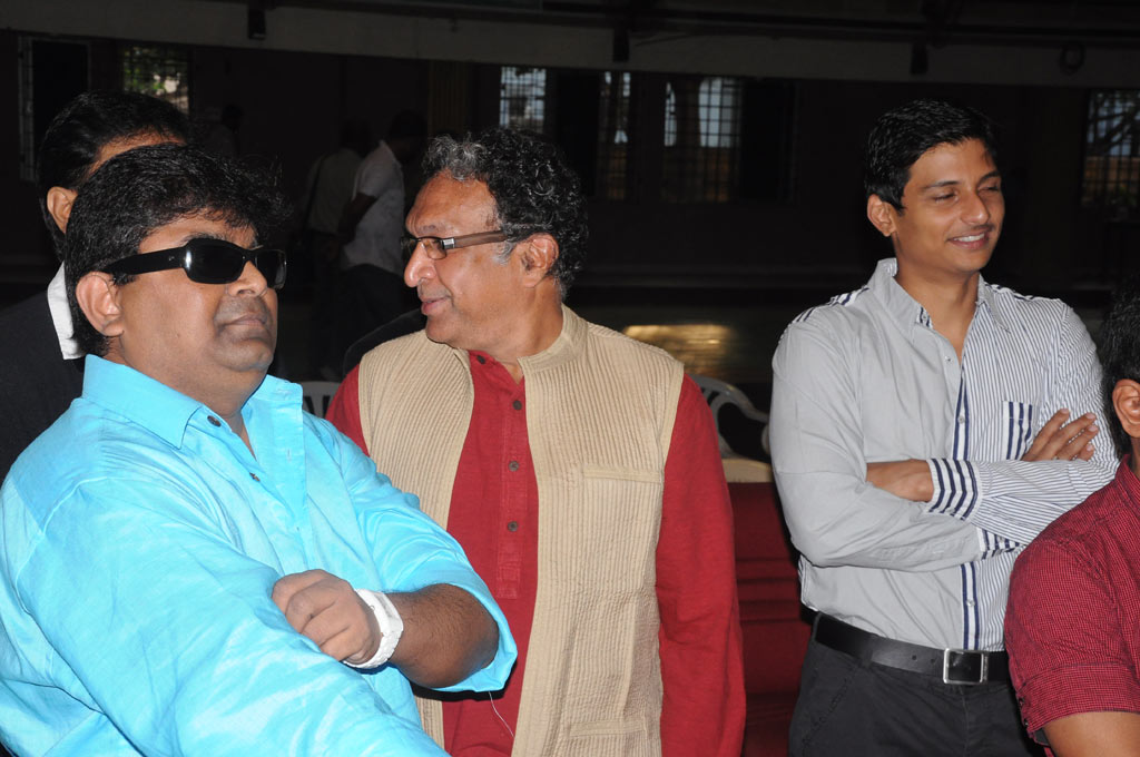 Mugamoodi Movie Launch Event hd photo
