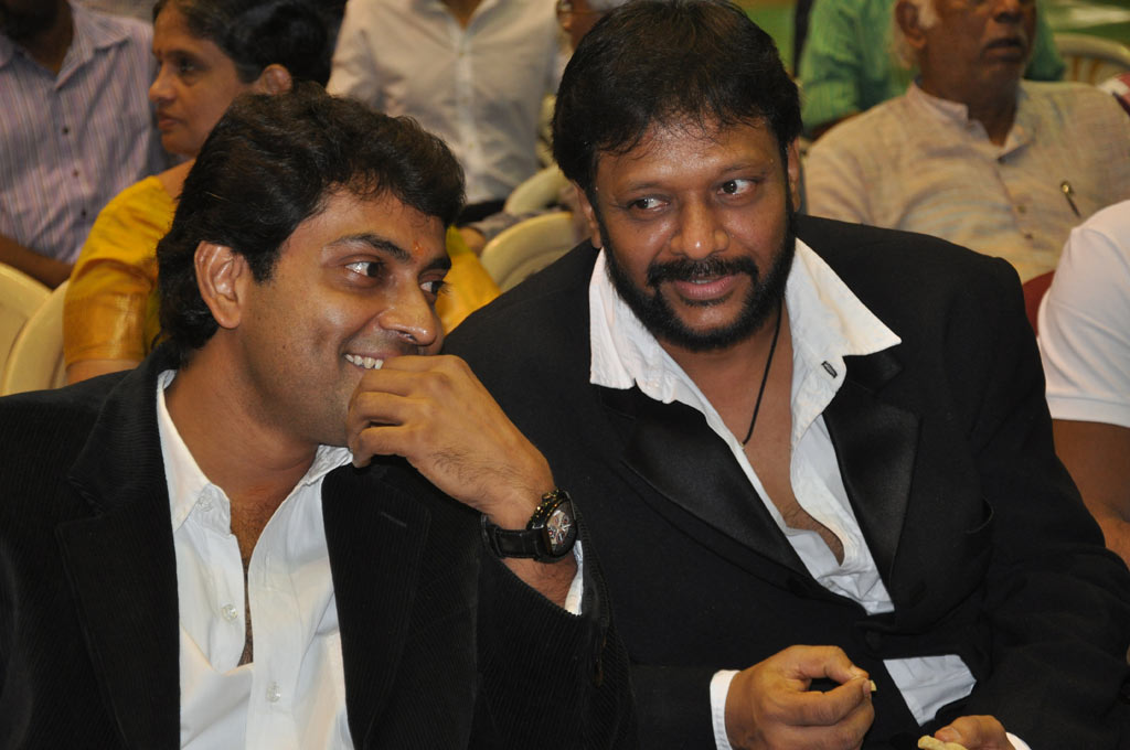 Mugamoodi Movie Launch Event hd photo