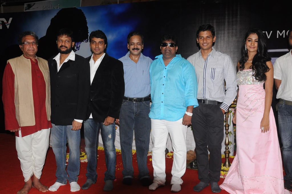 Mugamoodi Movie Launch Event hd photo