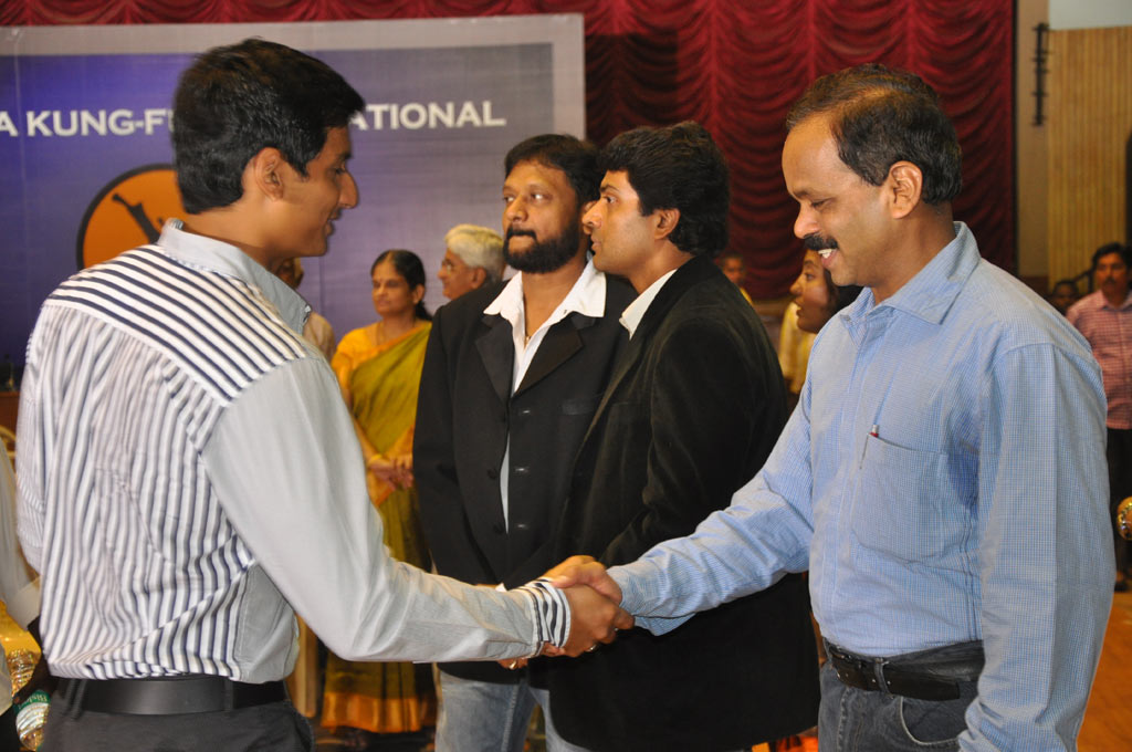 Mugamoodi Movie Launch Event hd photo