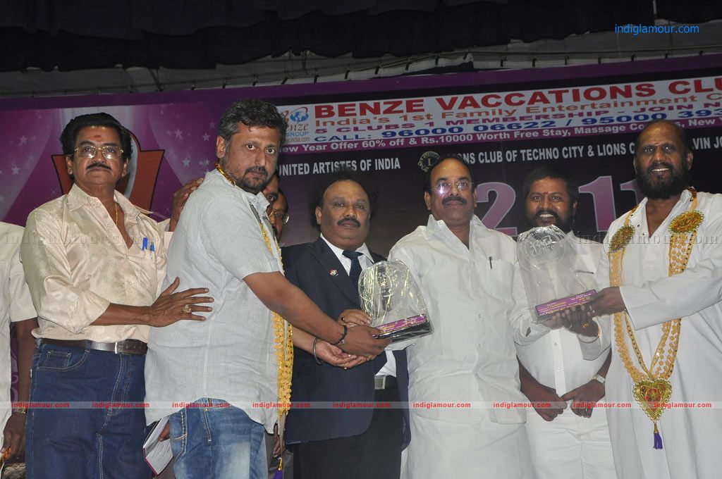 Benze Vaccations Clup Awards 2012 Event hd photo