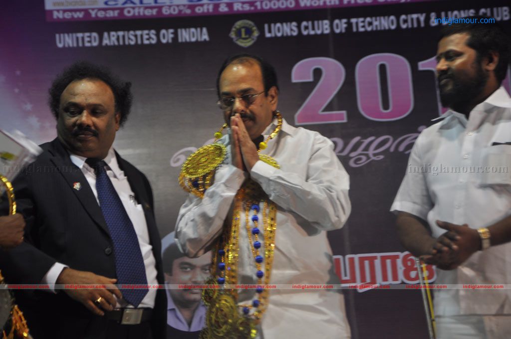 Benze Vaccations Clup Awards 2012 Event hd photo