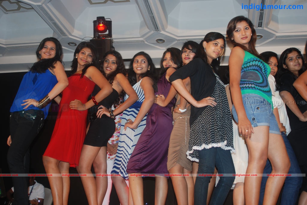 India Miss South 2011 Event hd photo