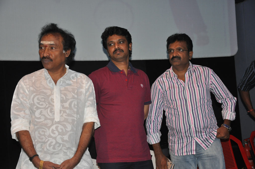 Thulli Ezhundhathu Kadhal Audio Launch Event hd photo