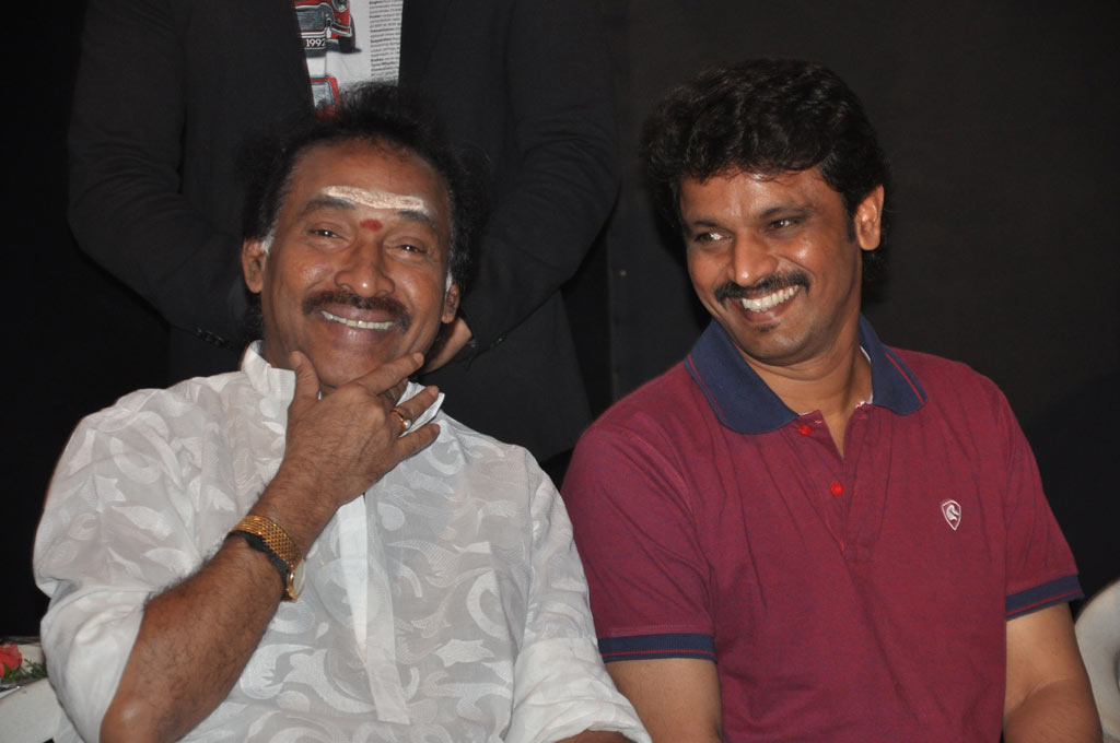 Thulli Ezhundhathu Kadhal Audio Launch Event hd photo