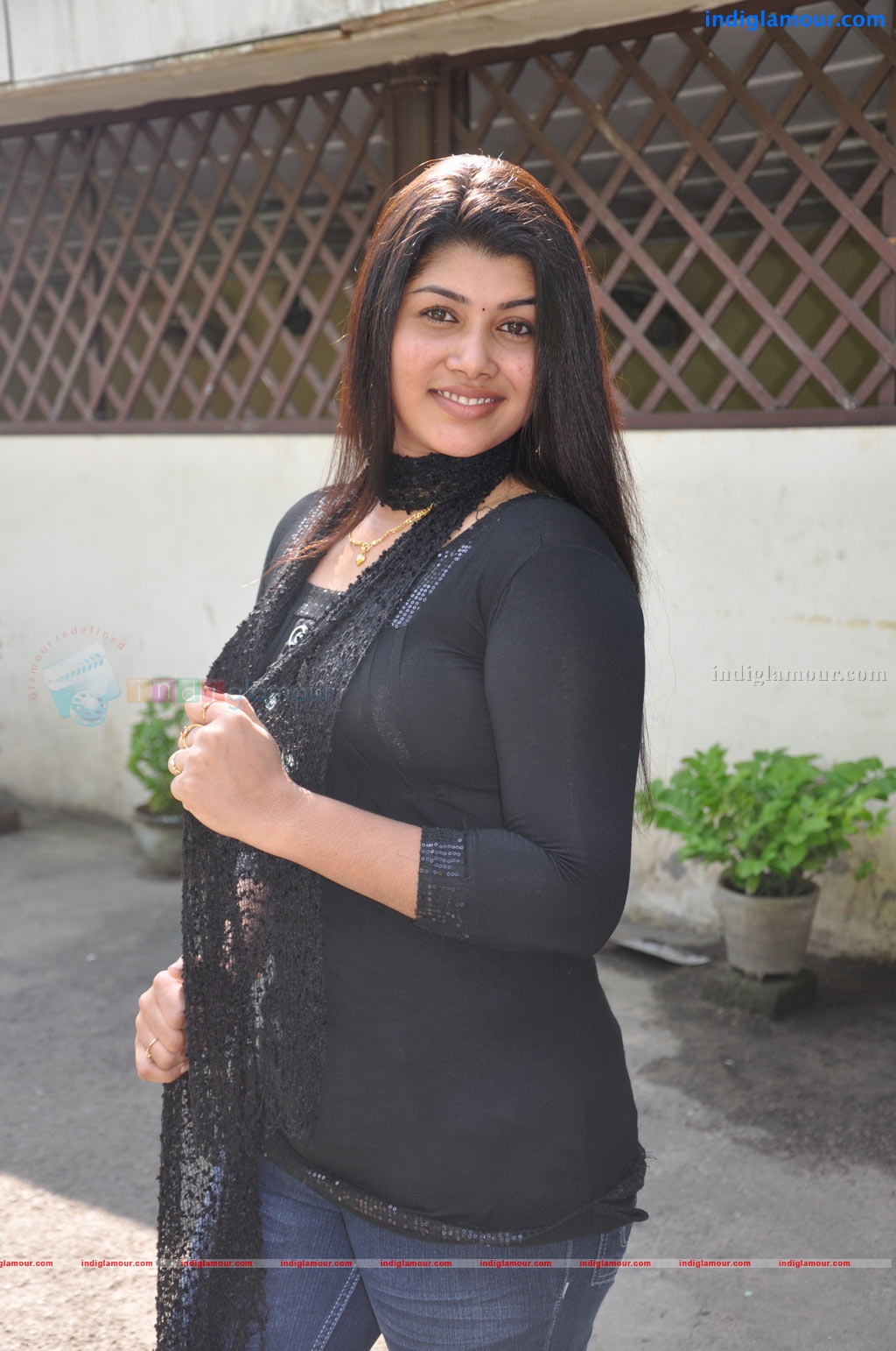 Nee Vara Vendum Movie Launch Event hd photo