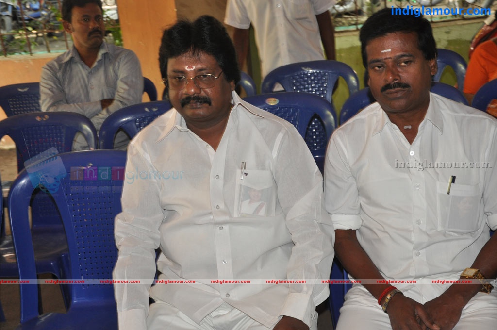 Nee Vara Vendum Movie Launch Event hd photo