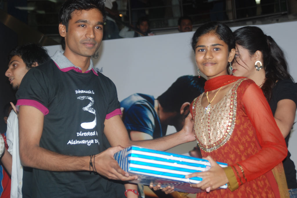 3 Movie Single Track Audio Launch Event hd photo