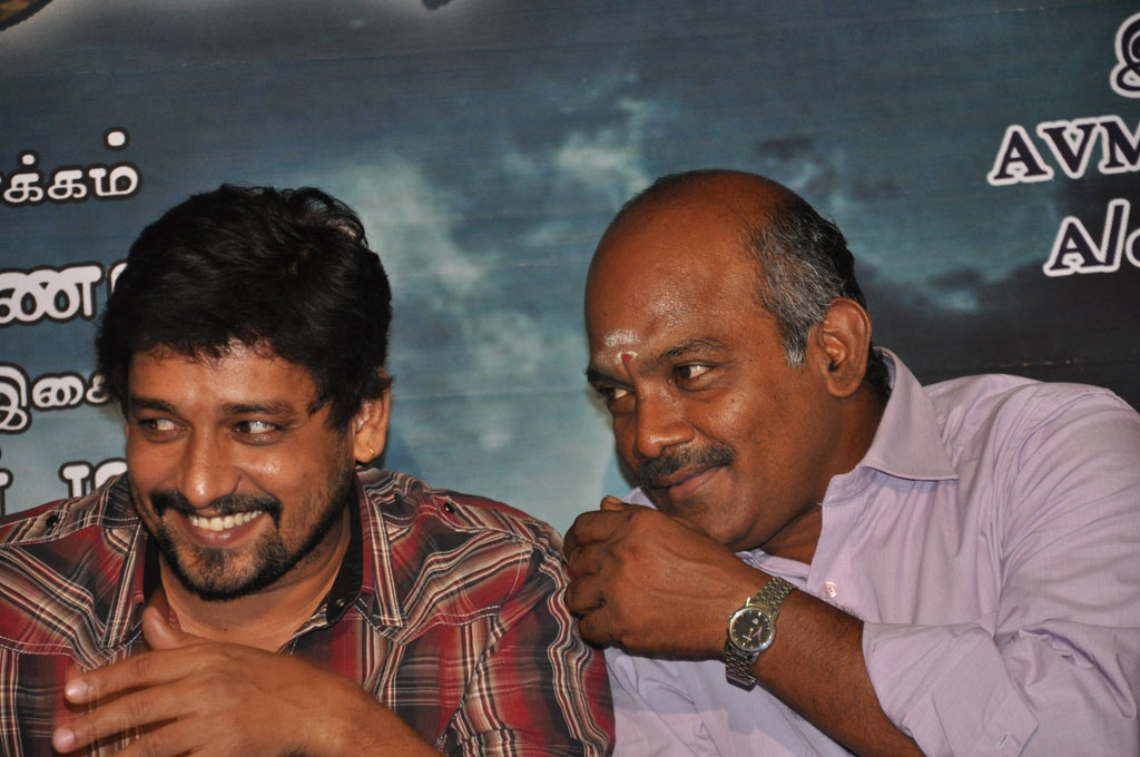 Adhi Thappu Audio Launch Event hd photo