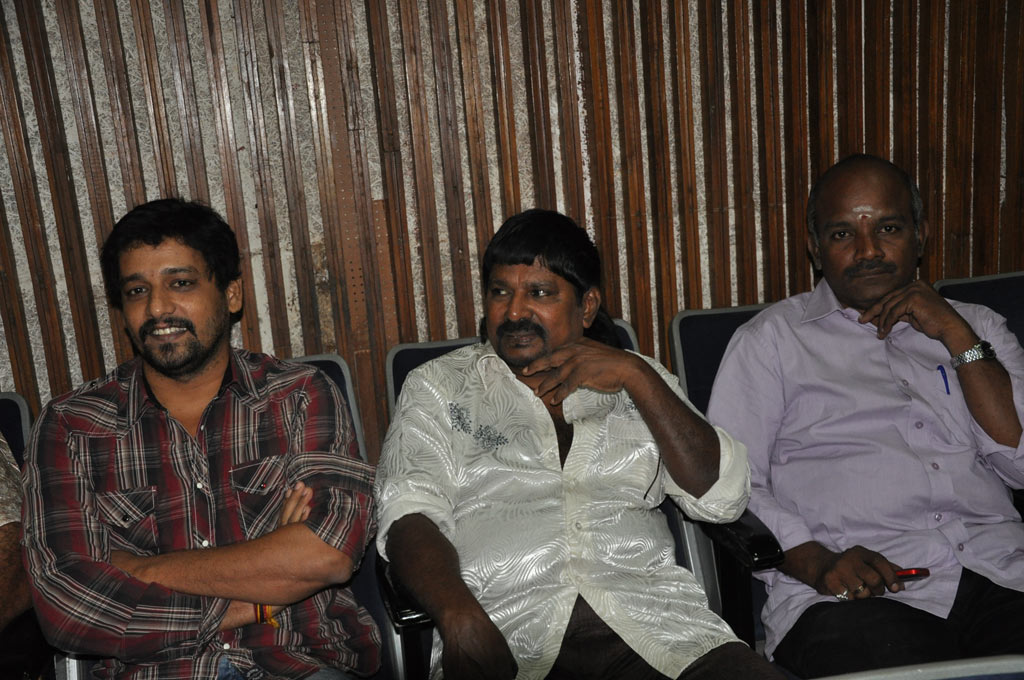 Adhi Thappu Audio Launch Event hd photo