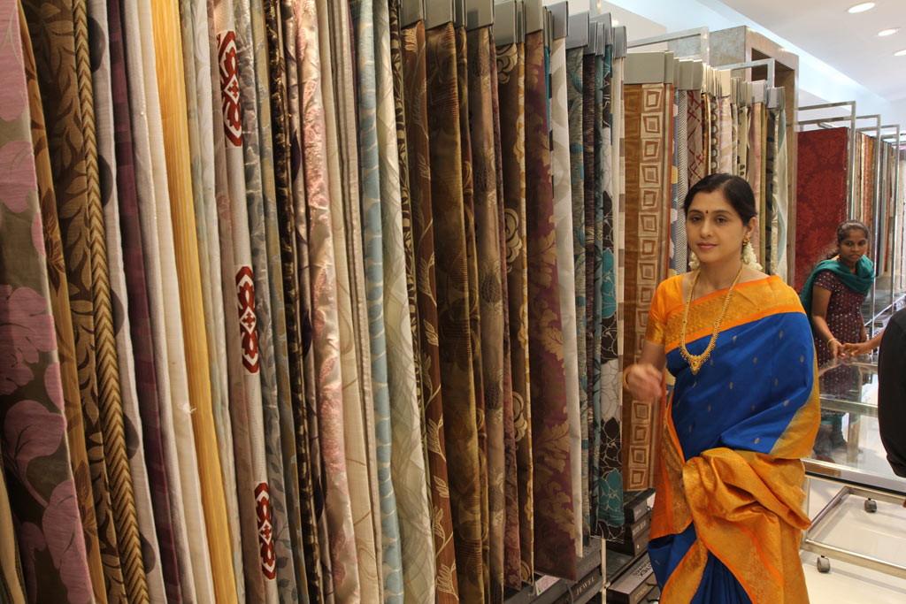 Devayani At Textile Showroom Inauguration Event hd photo