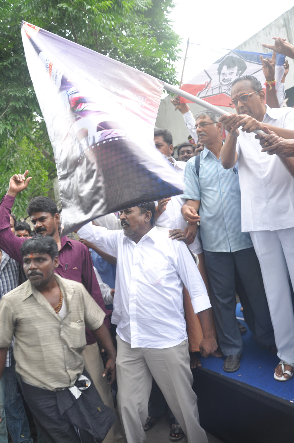 Flag Off ceremony of Rajini Rasigan Express Event hd photo