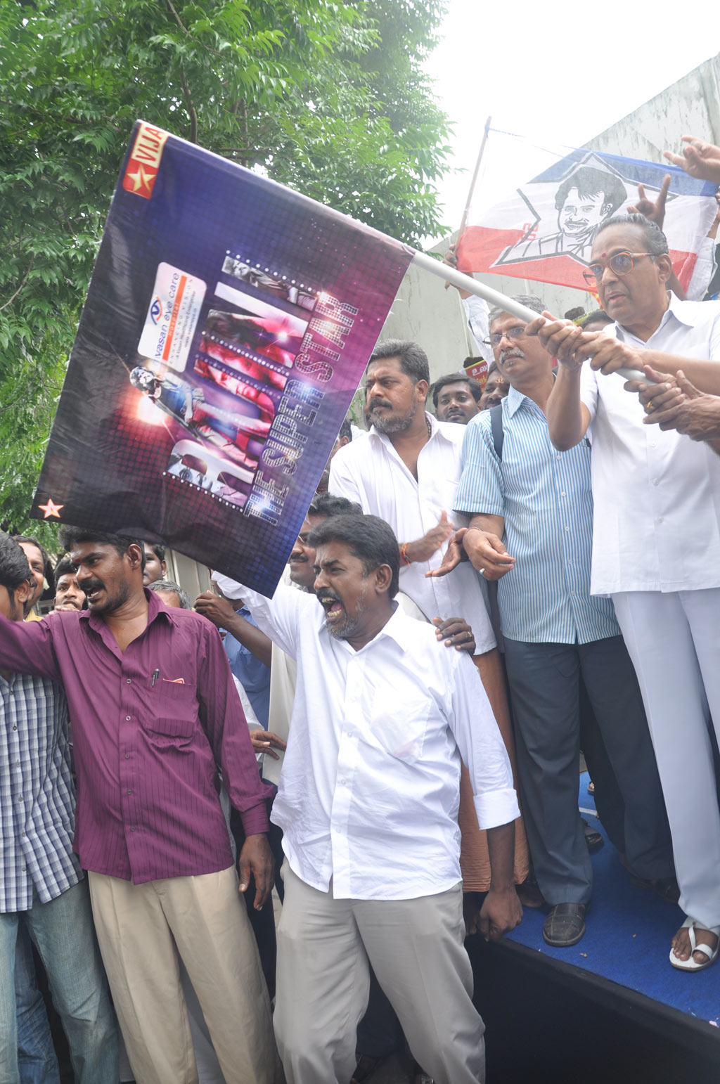 Flag Off ceremony of Rajini Rasigan Express Event hd photo