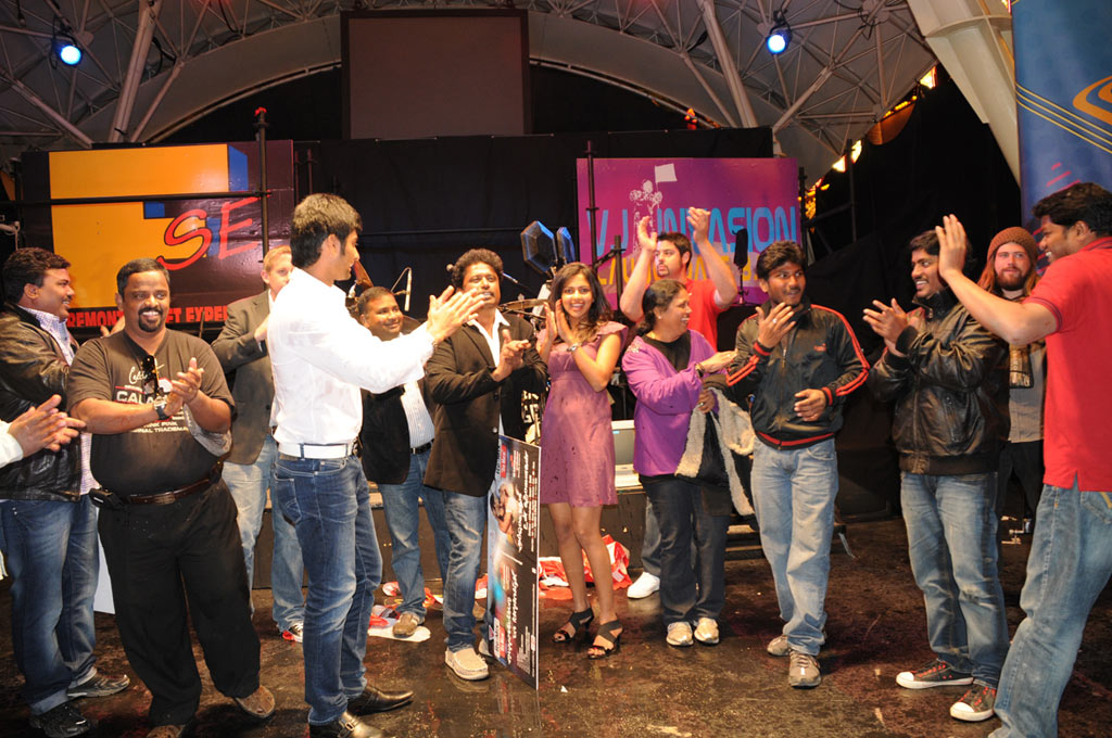 Muppoluthum Un Karpanaigal Remix Oumurai Song Launch Event hd photo