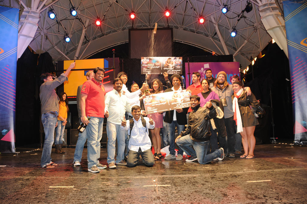Muppoluthum Un Karpanaigal Remix Oumurai Song Launch Event hd photo
